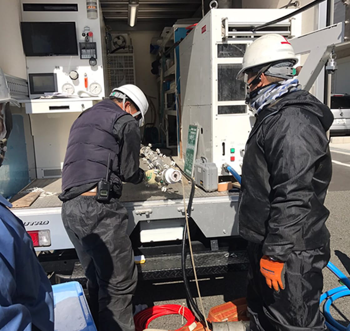 下水道管更生工事に適した光硬化工法
