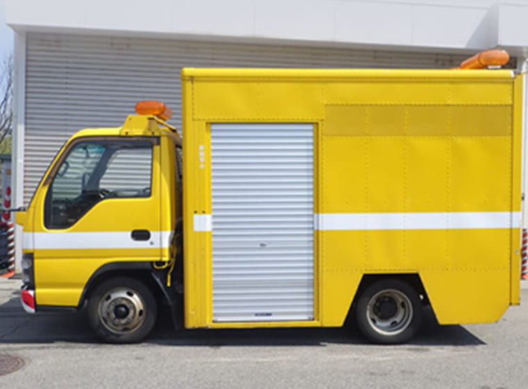 箱型清掃車（2ｔ）